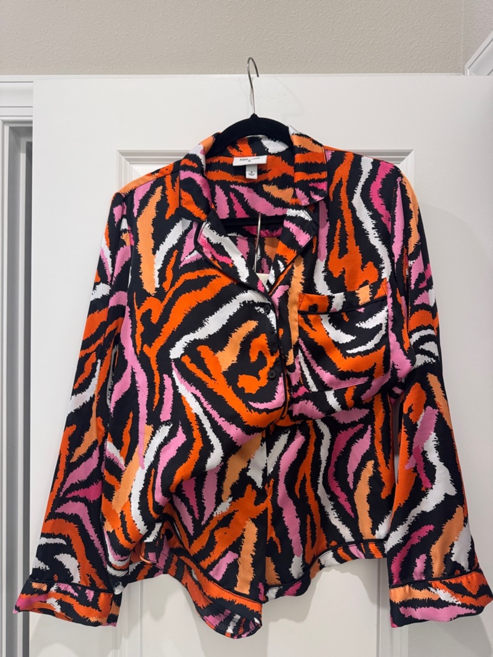 Diane Von Furstenberg Pink, Orange & Black Tiger-Print Pajama Set
